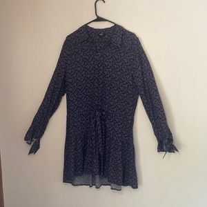 Paige Purple long sleeved dressed! ♥️♥️Make me an offer ♥️♥️